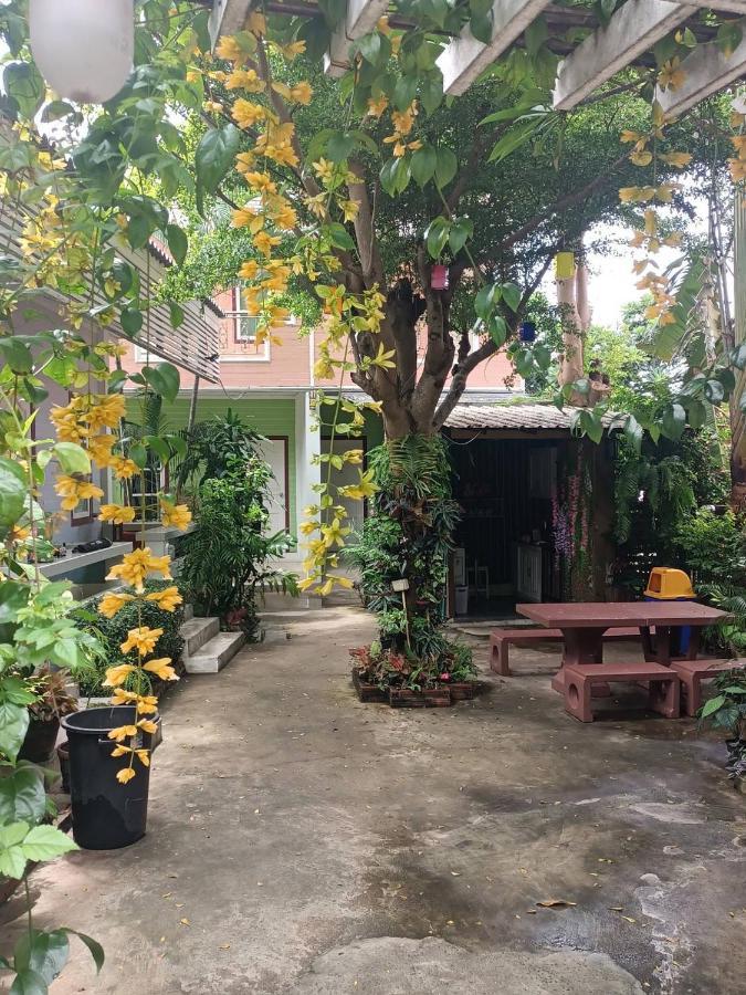 Adrian View Resort Ko Sichang Extérieur photo
